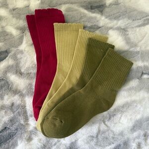 American Eagle Ruffle Socks Womens